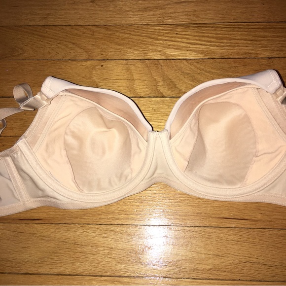 HOST PICK!!!! Nursing bra Leading Lady padded 34C/wire - Picture 2 of 4